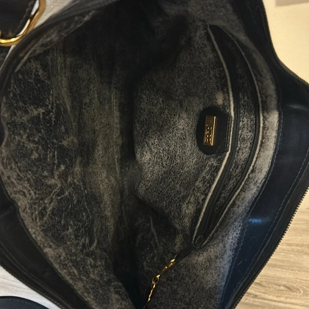 GUCCI Vintage Hobo monogram canvas bag EUC - Picture 7 of 16